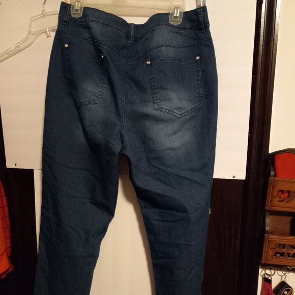 Chico's Platinum Women’s Blue Denim 2=L/12 Novelty Trendsetting Jeans Flashy - Picture 8 of 12